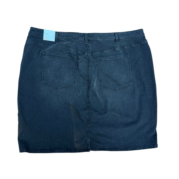 Lane Bryant Womens Button Fly Black Denim Skirt 28 flattering versatile casual - Picture 8 of 14
